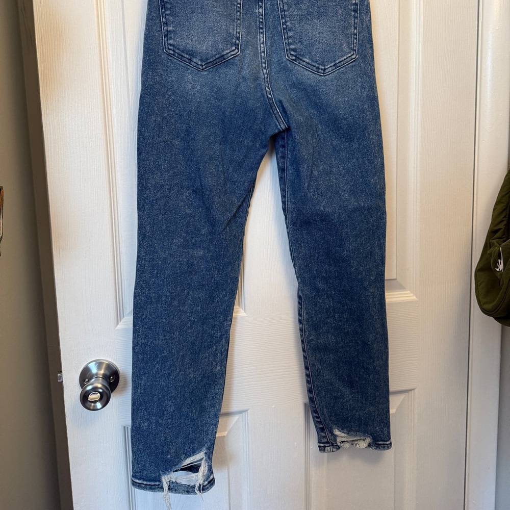 Super High Rise Mom Jeans - Picture 5 of 6
